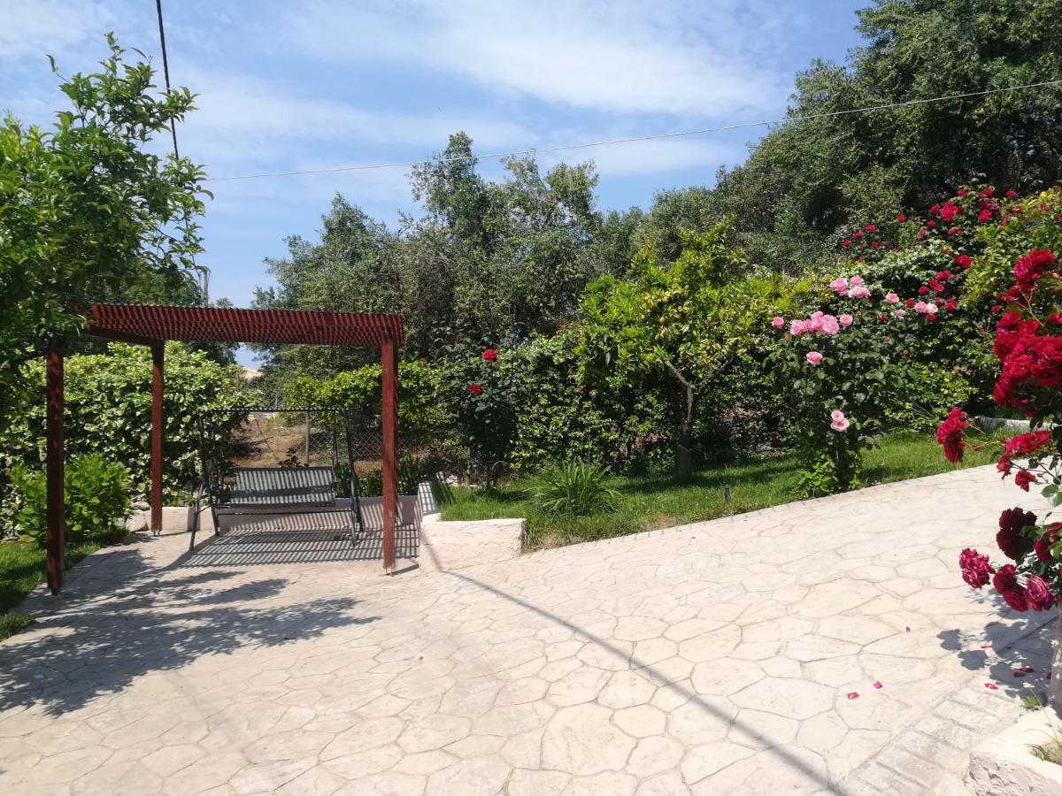 Ey House Halikounas Exterior foto